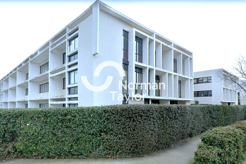 A louer Bureaux 2055m² Pérols