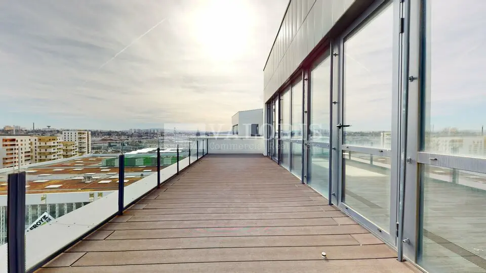 Bureau à vendre - Vénissieux (69200) - 229 m²