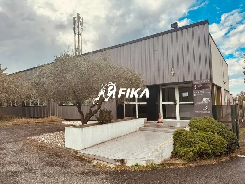 A LOUER LOCAL D'ACTIVITE - 700 m² - (31300) TOULOUSE