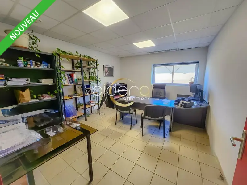 A louer immeuble tertiaire zone artisanale ROMAGNAT (63540)