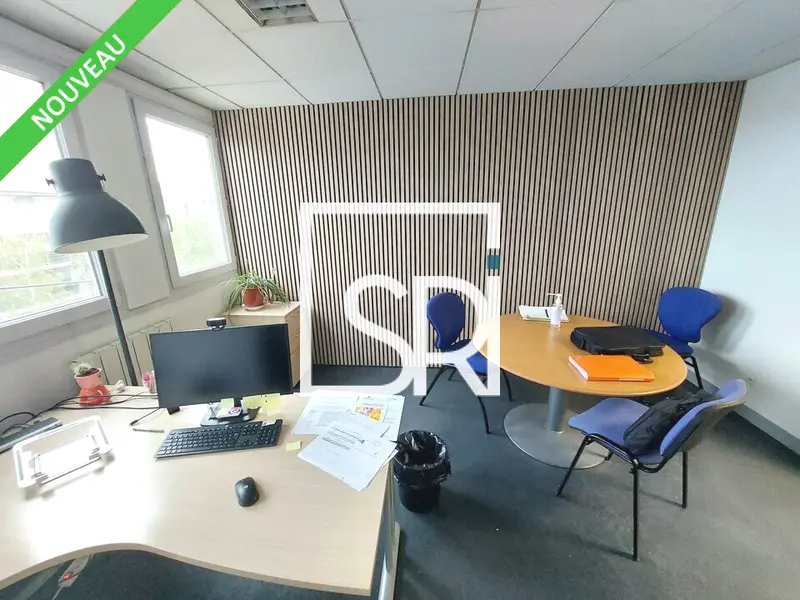 A vendre Bureaux 836m² Clermont-Ferrand
