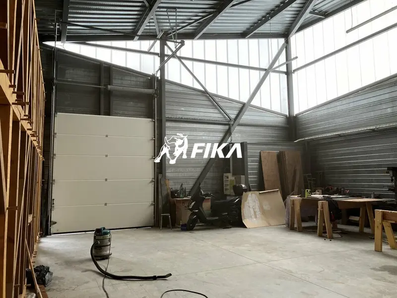 Entrepôt / Activité à vendre - Eysines (33320) - 220 m²