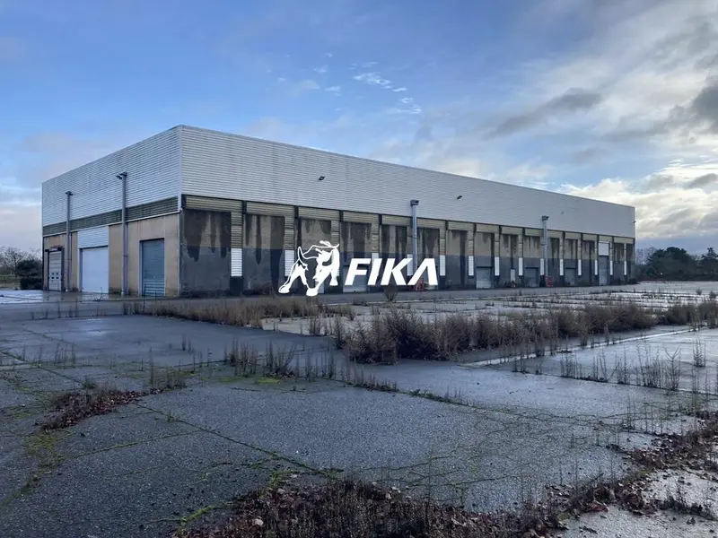 A LOUER LOCAL D'ACTIVITÉ 3 196 m² (31100) TOULOUSE 