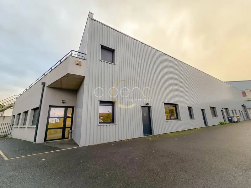 Location local d'activité ZI ROMAGNAT (63540)