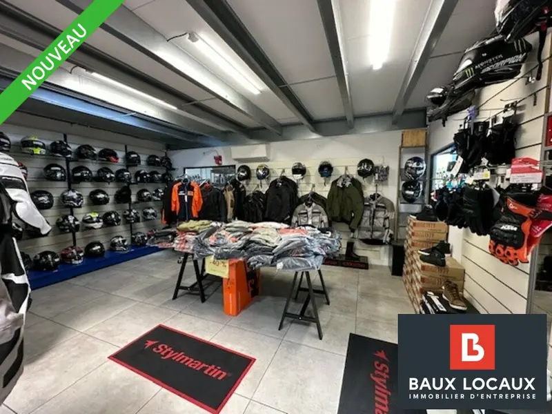 A louer Local commercial  609m² Le Pontet