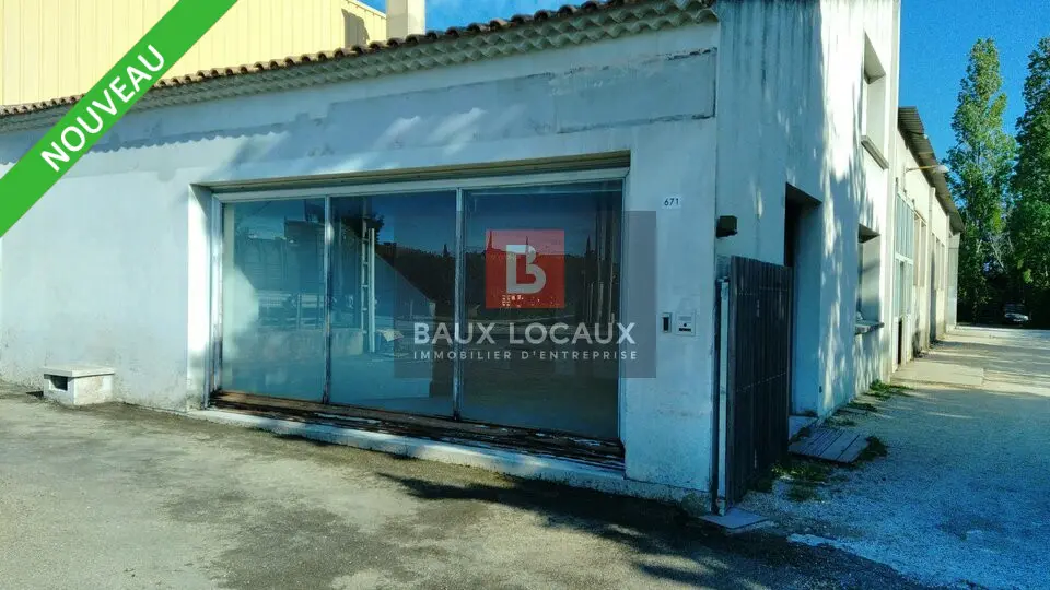 A louer Locaux d'activité 130m² Carpentras