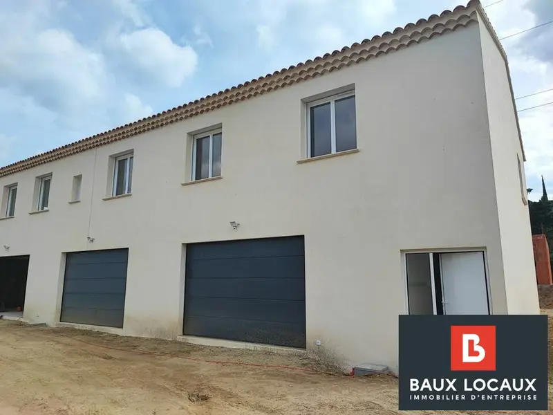Entrepôt / Activité à louer - Alleins (13980) - 120 m² - 1 080 €/mois