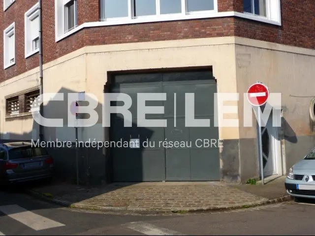 A LOUER OU A VENDRE - Proximité Saint Sever et axes rive gauche.