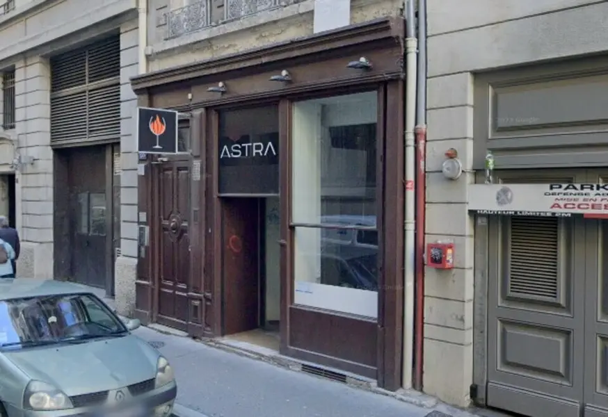 A vendre Local commercial  114.31m² Lyon 02