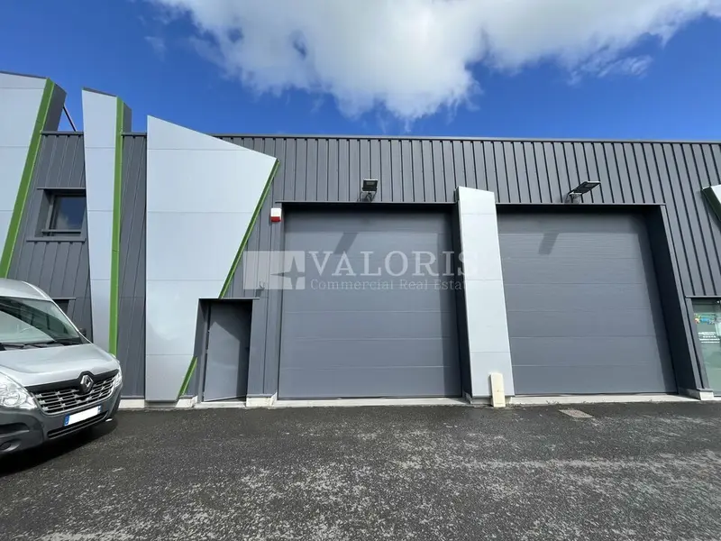 A louer Locaux d'activité 190m² Sarcey