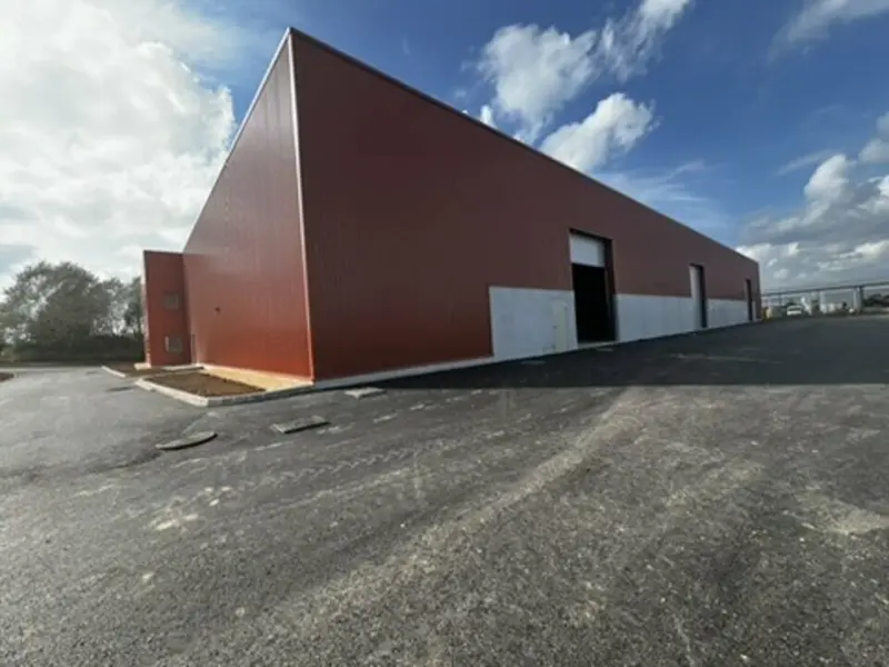 A louer Locaux d'activité 691m² Beauvais
