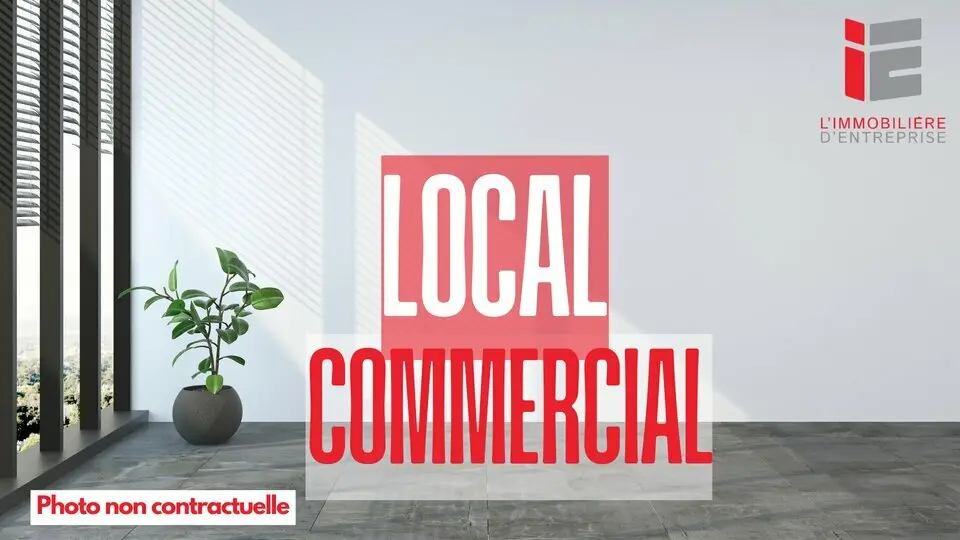 A VENDRE CELLULE D'ENVIRON 400m² DANS PROGRAMME NEUF VITRÉ