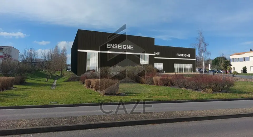 LOCAUX COMMERCIAUX A VENDRE - PROCHE ROCADE