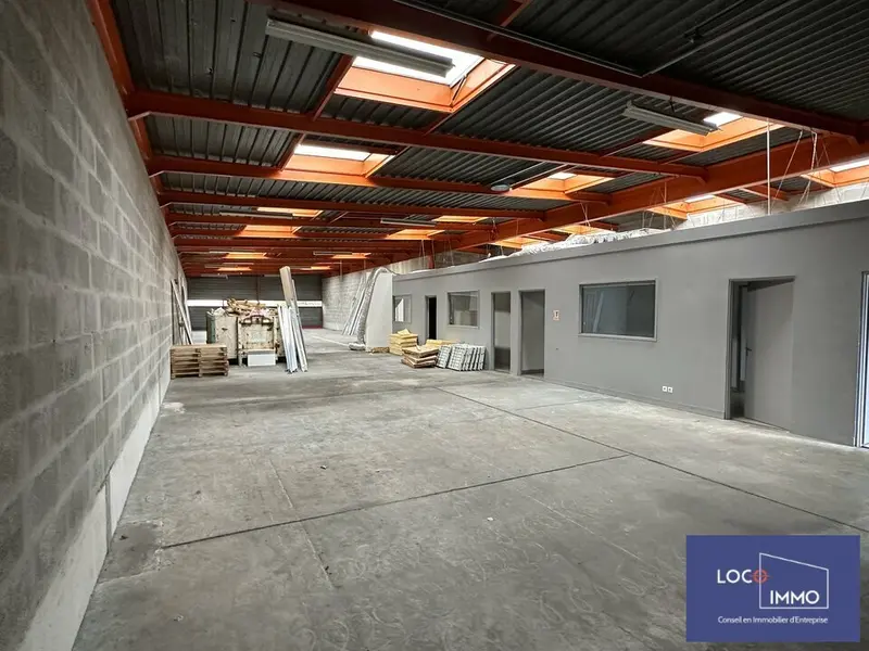 A louer Locaux d'activité 470m² Pessac