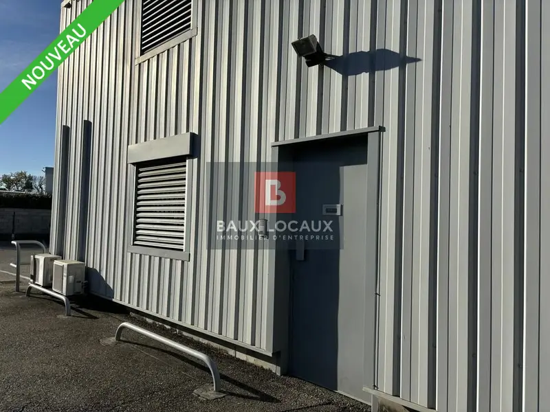 A vendre Locaux d'activité 665m² Avignon A vendre Locaux d'activité 665m² Avignon