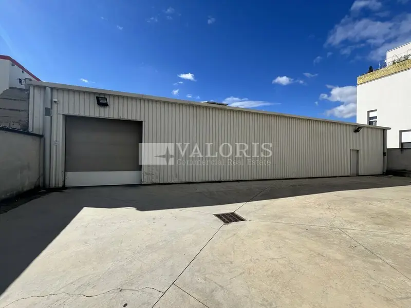 A vendre Locaux d'activité 580m² Vénissieux