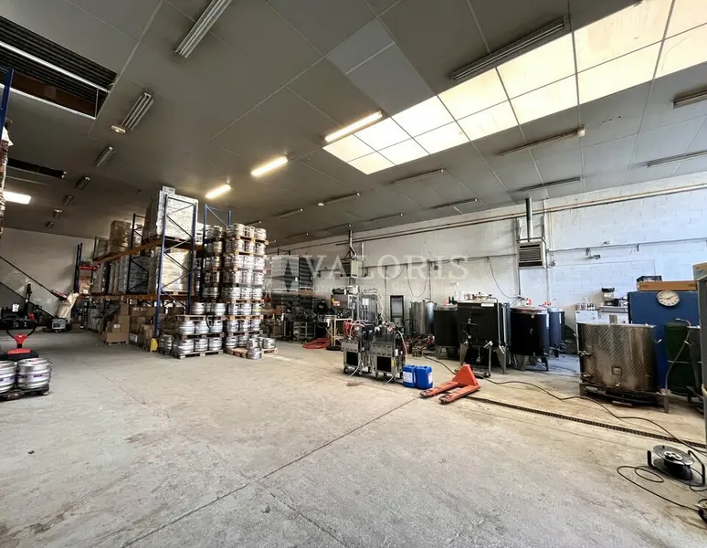 A louer Entrepôt 490m² Vitrolles