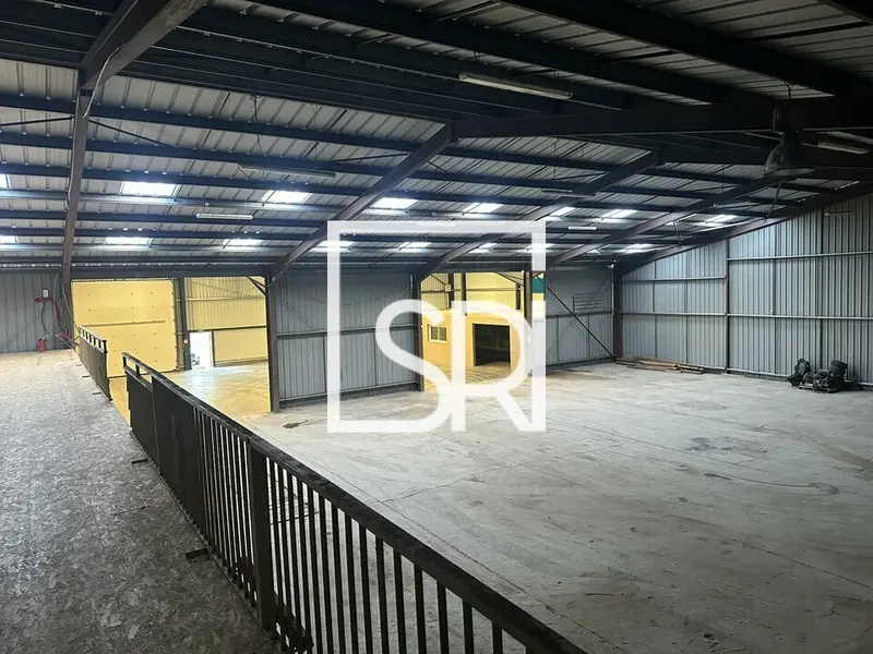 A louer Entrepôt 1623m² Bayet
