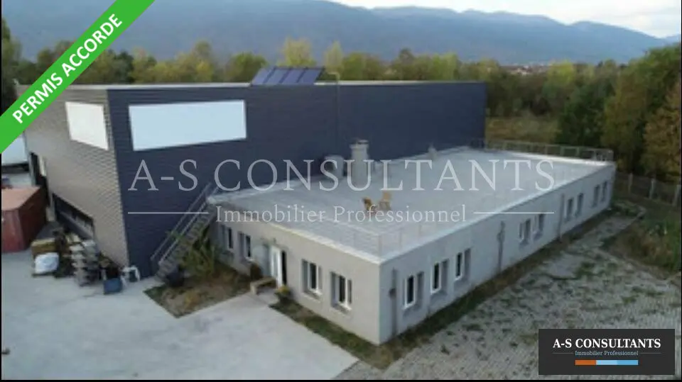 A vendre Locaux d'activité 940m² Saint-Genis-Pouilly