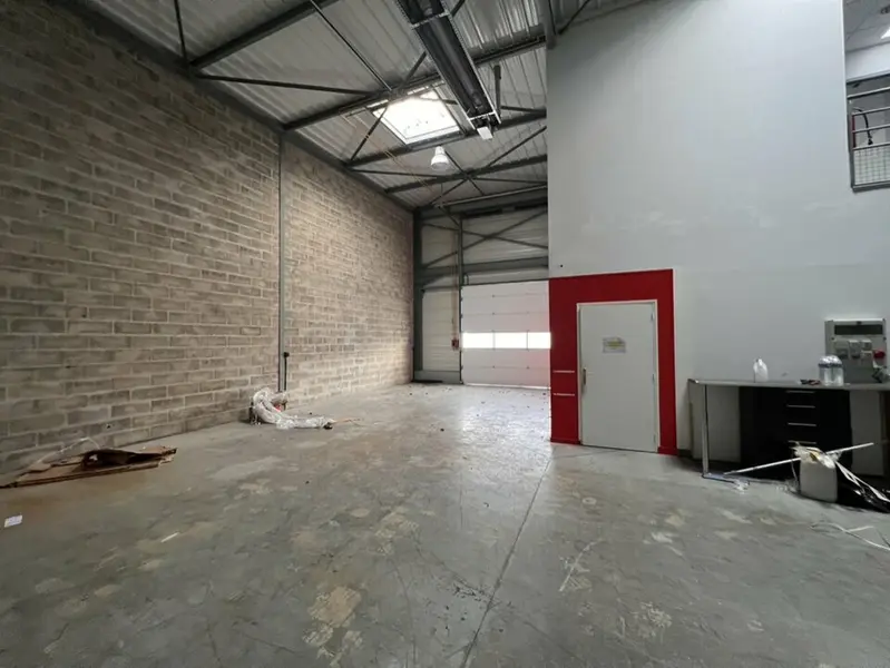 A louer Locaux d'activité 179m² Beauvais