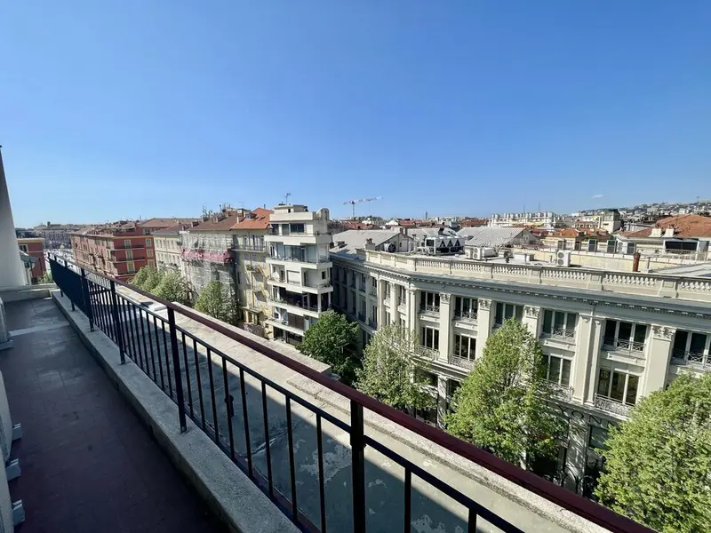A louer Bureaux 309m² Nice