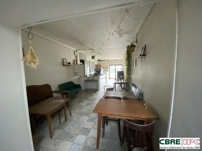 LOCATION - REF : 7718FD
