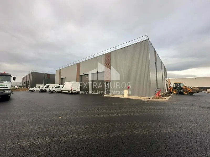 VENTE : Local d'activités de 322m² Villefranche-sur-Saône  