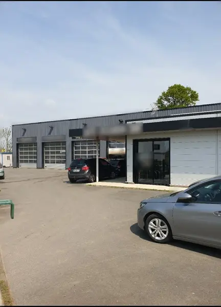 LOCAL D'ACTIVITE A VENDRE 900 M²
