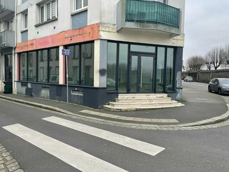 LOUE-LOCAL COMMERCIAL- BREST CENTRE
