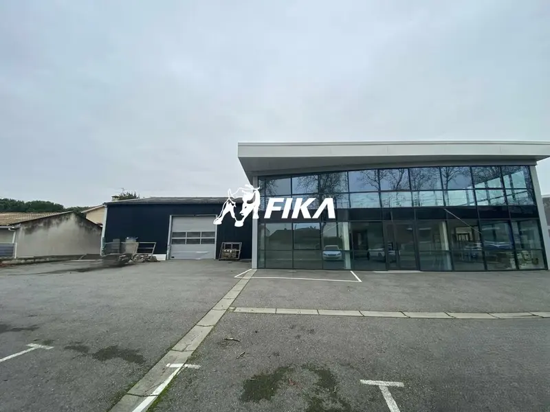 A LOUER LOCAL D'ACTIVITE 650 m² - (31170) TOURNEFEUILLE