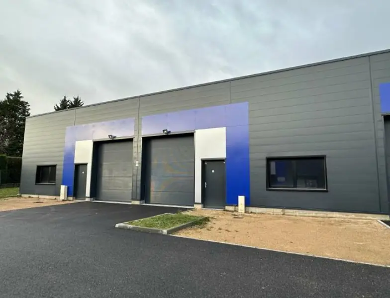 A louer Locaux d'activité 294m² Pommiers
