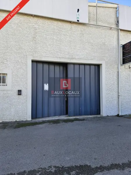 RARE A LA LOCATION CENTRE VILLE DE VENELLE