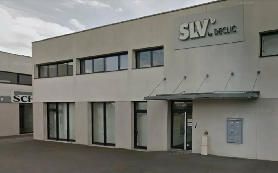A louer Local commercial  514m² Limas