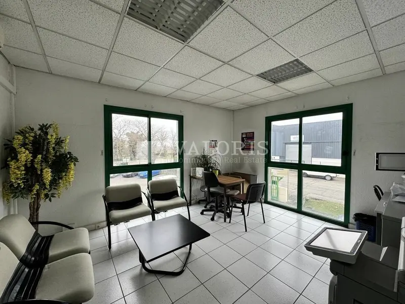A louer Bureaux 110m² Saint-Bonnet-de-Mure