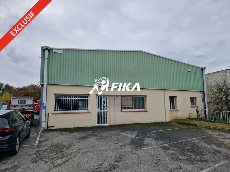 A VENDRE LOCAL D'ACTIVITÉ 2 250 m² - (82170) CANALS