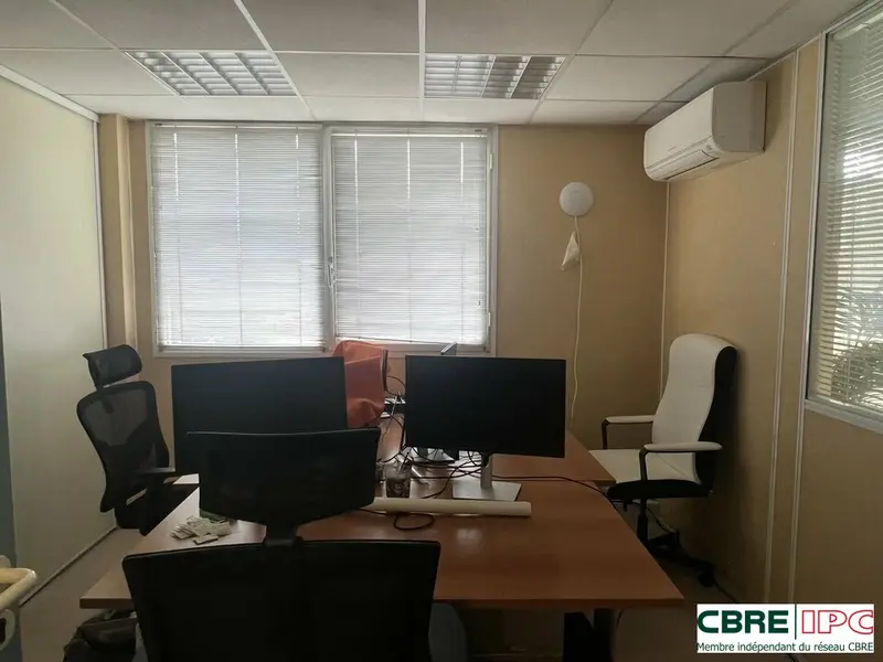 LOCATION - REF : 7610FD4
