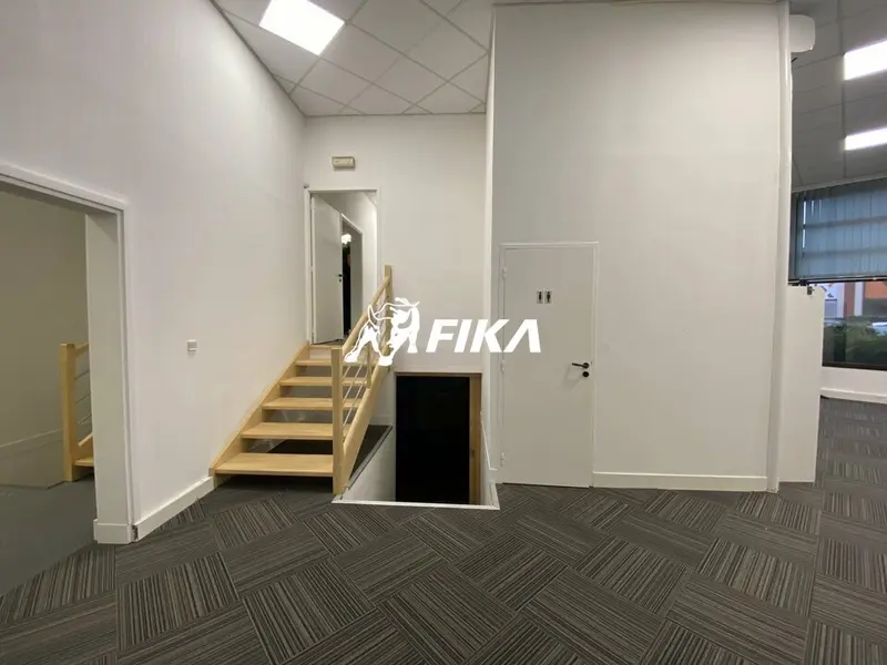 A LOUER BUREAUX 400m² - (31130) BALMA 