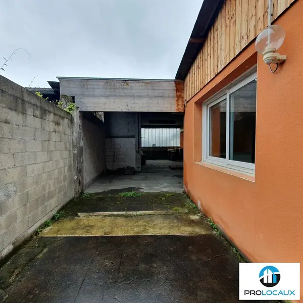 A vendre Locaux d'activité 404m² Tullins