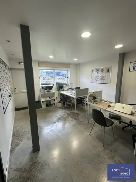 A louer Locaux d'activité 130m² Le Haillan