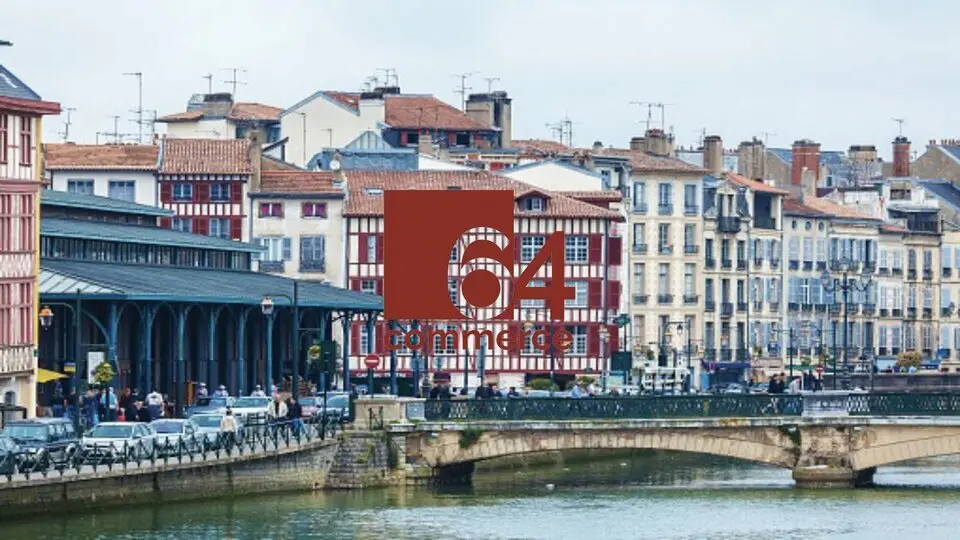 A CEDER DROIT AU BAIL d'environ 36 m2 A BAYONNE