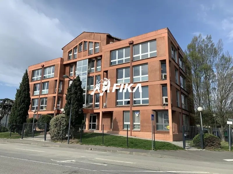 A LOUER BUREAUX 244m² - (31200) TOULOUSE 