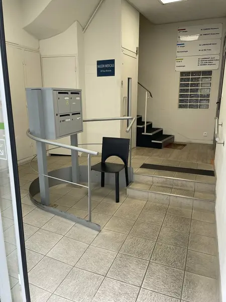 A LOUER- BUREAUX-BREST 
