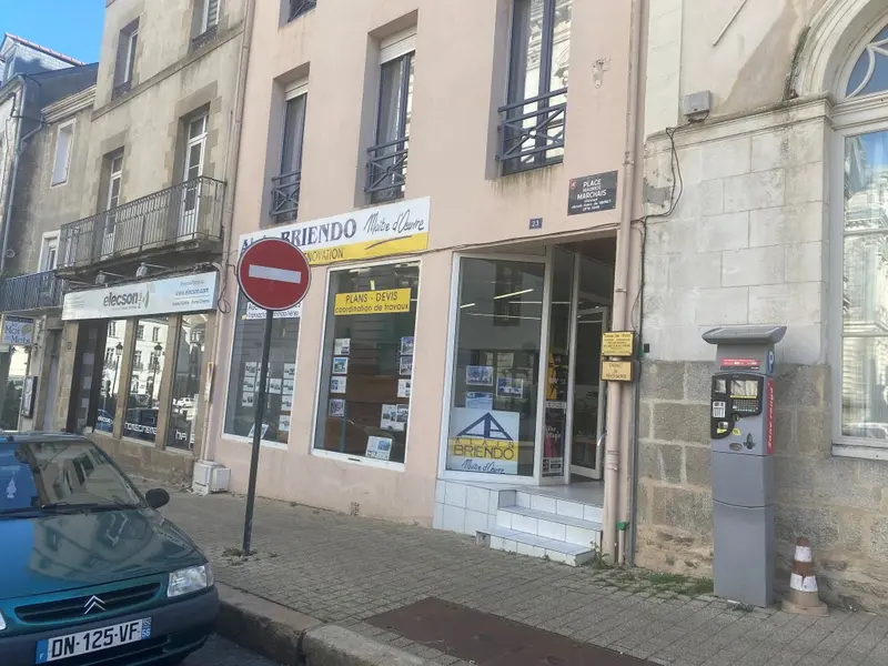 A LOUER - BUREAUX - VANNES