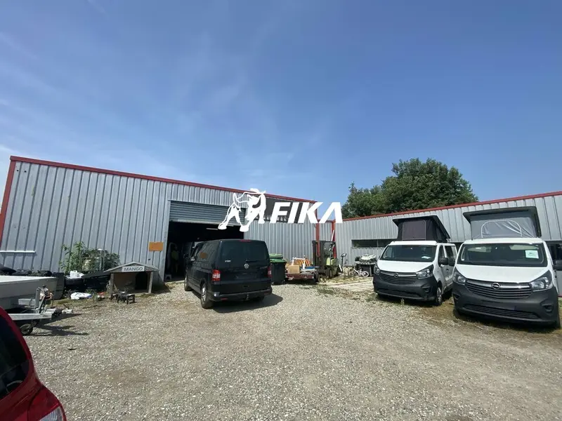 A LOUER LOCAL D'ACTIVITE 330 m² - (31200) TOULOUSE