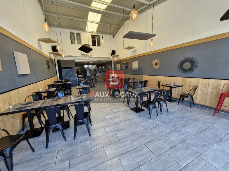 FOND DE COMMERCE  A CEDER SUR CHATEAUNEUF LES MARTIGUES