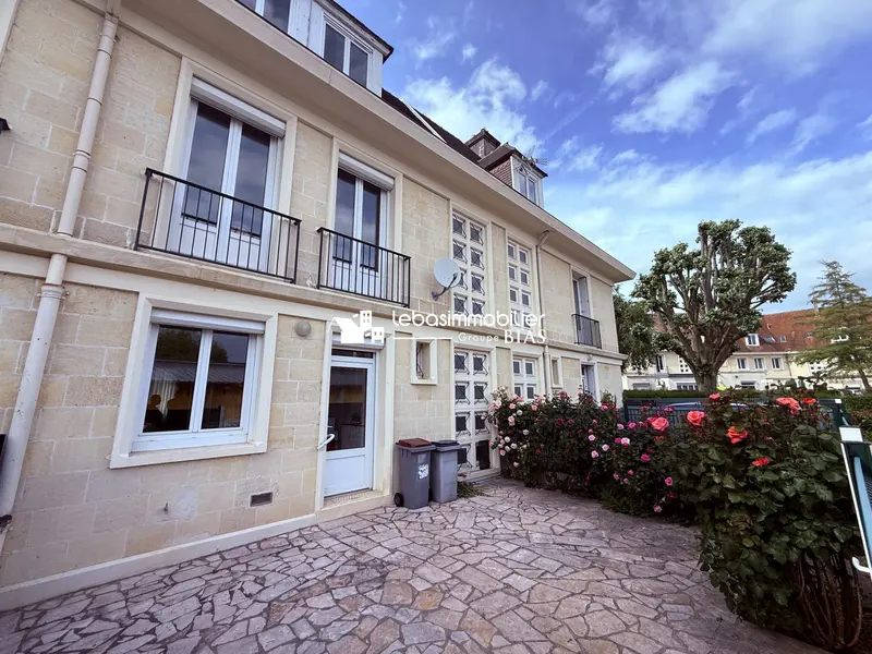 Maison hyper-centre ville Yvetot