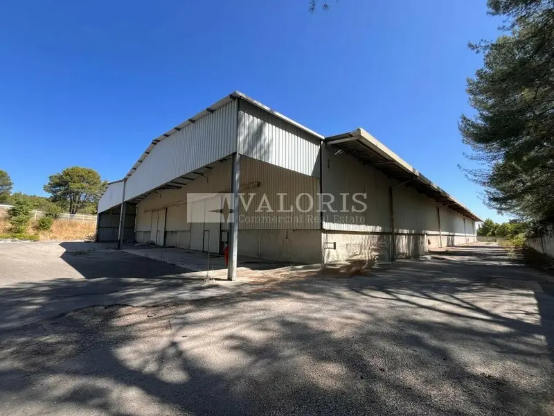 A louer Entrepôt 4000m² Bouc-Bel-Air