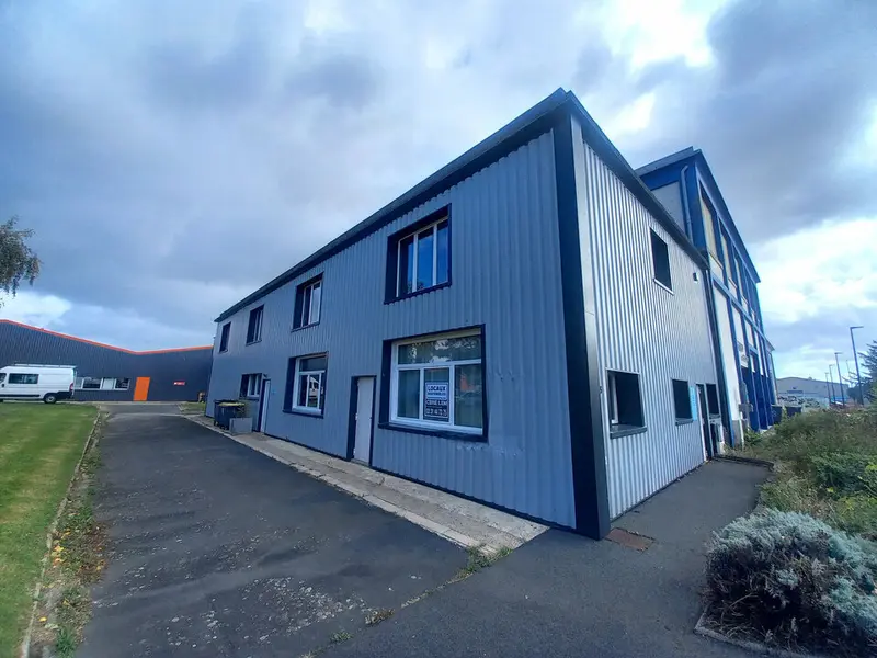 SUD DE CAEN PROCHE DU BOULEVARD PERIPHERIQUE. SUD DE CAEN PROCHE DU BOULEVARD PERIPHERIQUE.