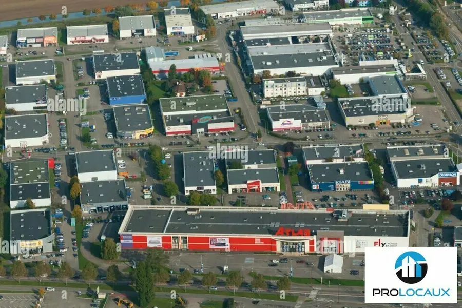 A vendre Local commercial  1010.01m² Cherbourg-en-Cotentin A vendre Local commercial  1010.01m² Cherbourg-en-Cotentin