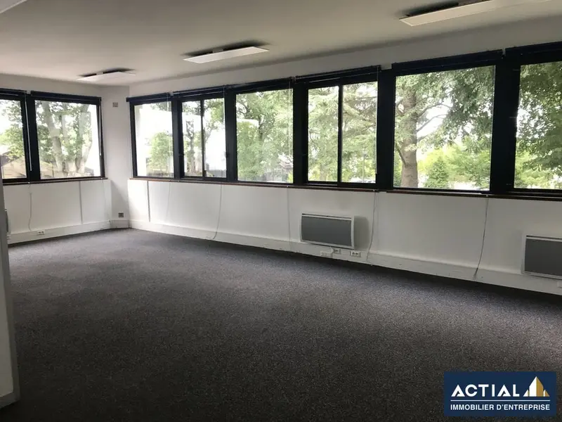 A louer Bureaux 89m² Orvault A louer Bureaux 89m² Orvault